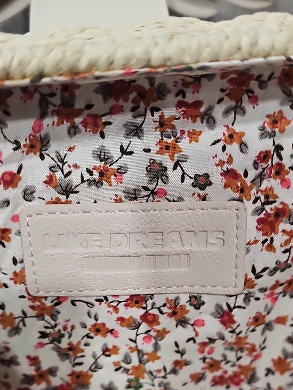 Like Dreams Cream Woven Crossbody Bag with Bow Accent NWOT - Picture 4 of 9